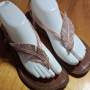 Carlos Santana Feather Bling Sandals Size 8
